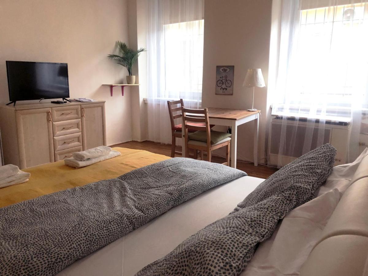 V57 Apartment Oktogon 布达佩斯 外观 照片